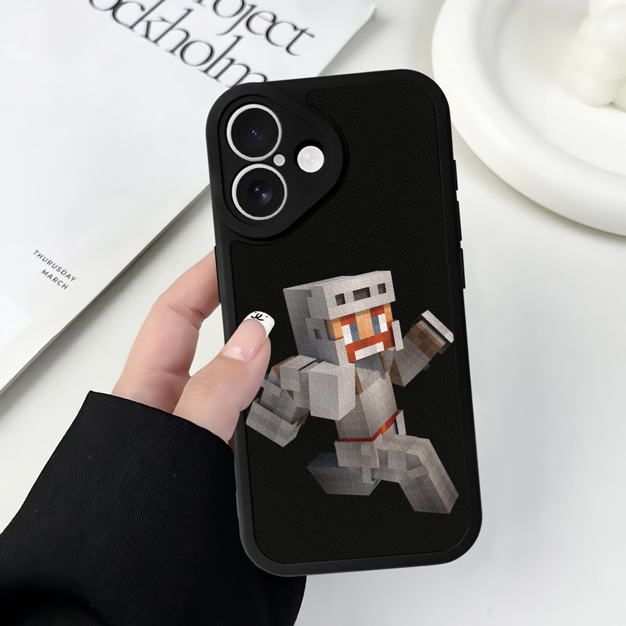 （画像用） マインクラフト ブロックの世界 Minecraft MC Block world 【iPhone 16シリーズ対応】シリコンスマホケース（レザー調） 材質：シリコン
